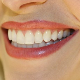 Bellevue Dentists Advise Resolving Tooth and Gum Issues